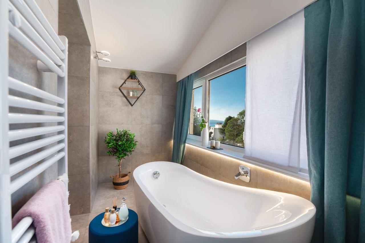 Villa Biston Baska Voda Bagian luar foto